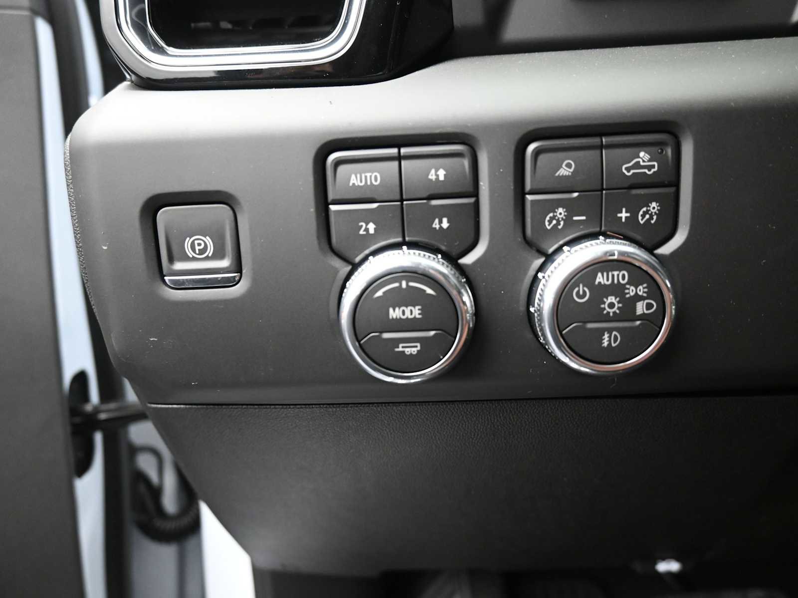 New 2026 GMC Sierra 2500 Denali Ultimate image 11