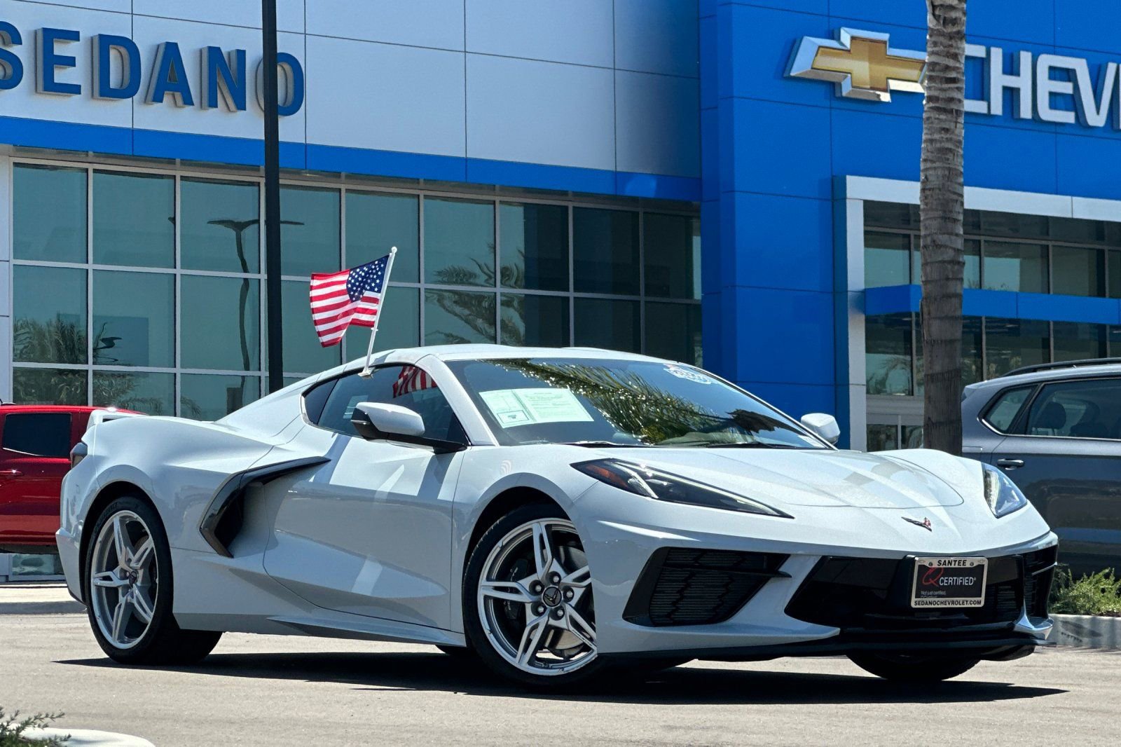 Used 2020 Chevrolet Corvette Stingray Coupe w/ Z51 Performance Package RWD image 2