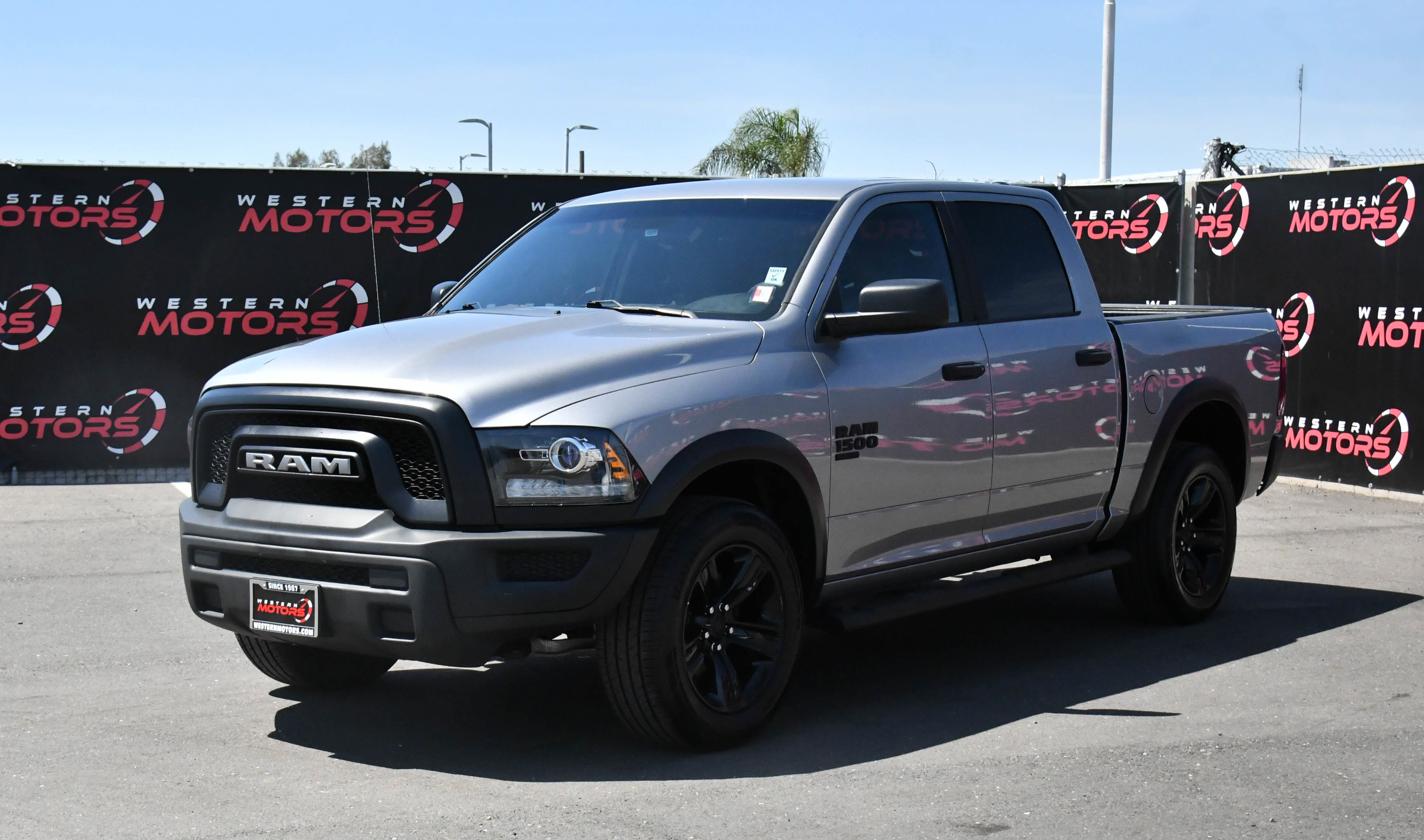 Used 2023 RAM 1500 Classic Warlock AWD/4WD image 3