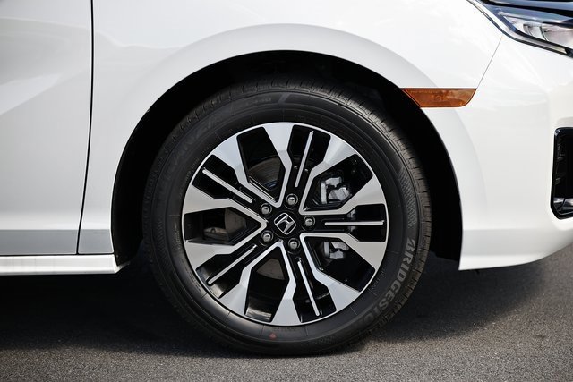 New 2026 Honda Odyssey Elite image 17