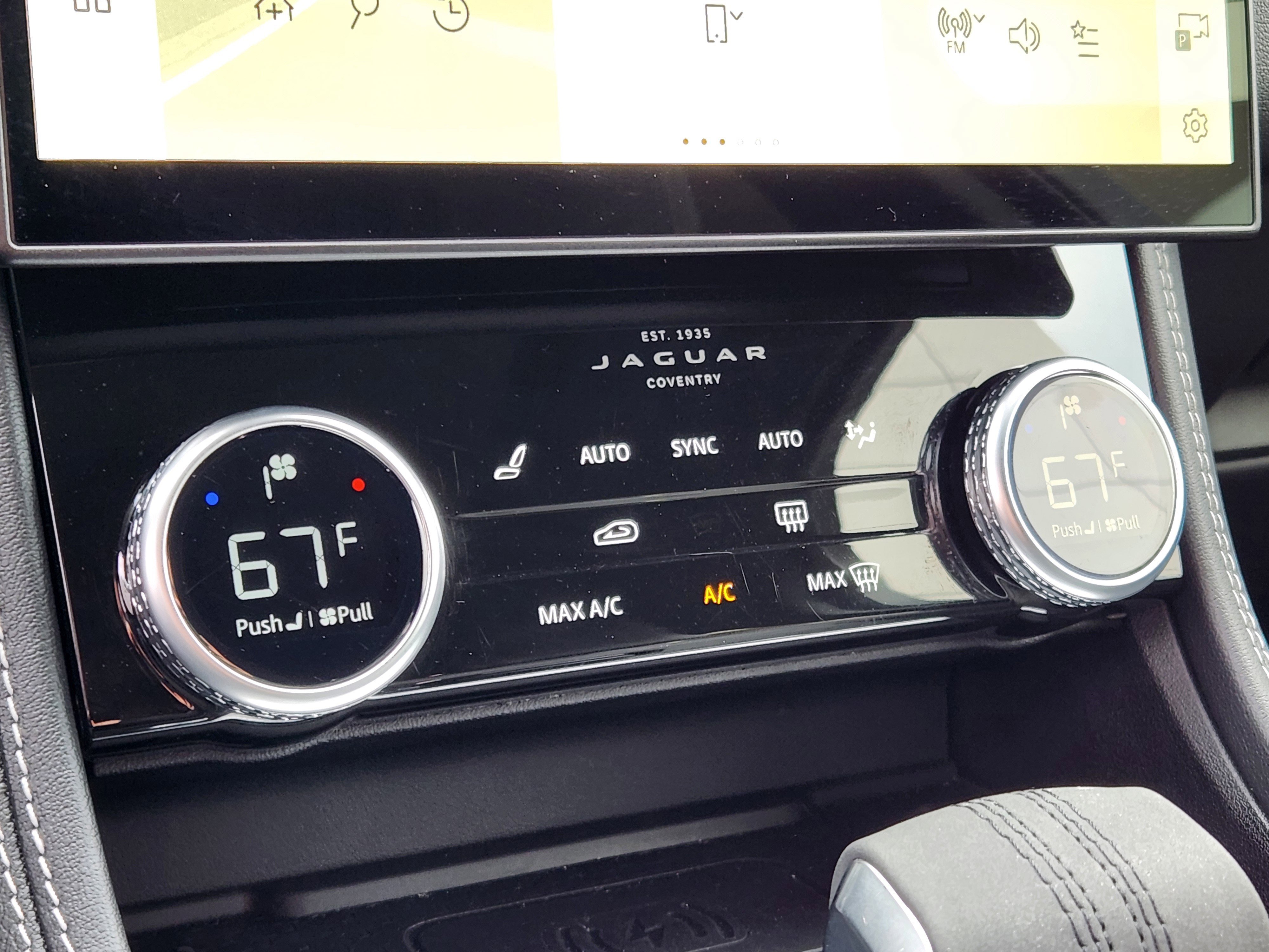 Certified 2025 Jaguar F-PACE R-Dynamic S image 20