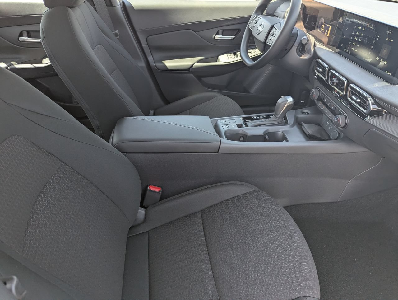 New 2027 Nissan Sentra S w/ Floor Mat Package FWD image 31
