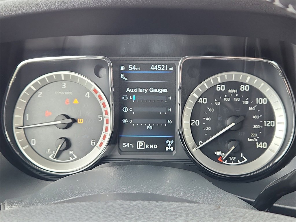 Used 2019 Nissan Titan PRO-4X w/ Pro-4x Convenience Package image 18