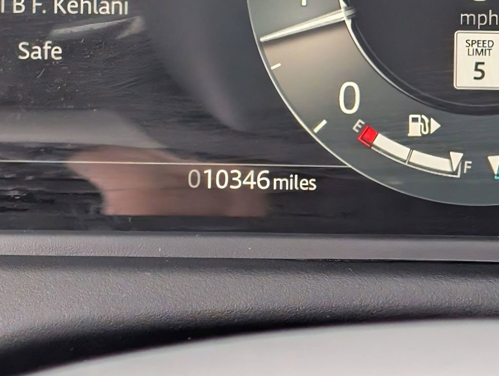 Used 2025 Land Rover Range Rover Velar S image 27