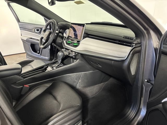 Used 2024 Jeep Compass Limited AWD/4WD image 29
