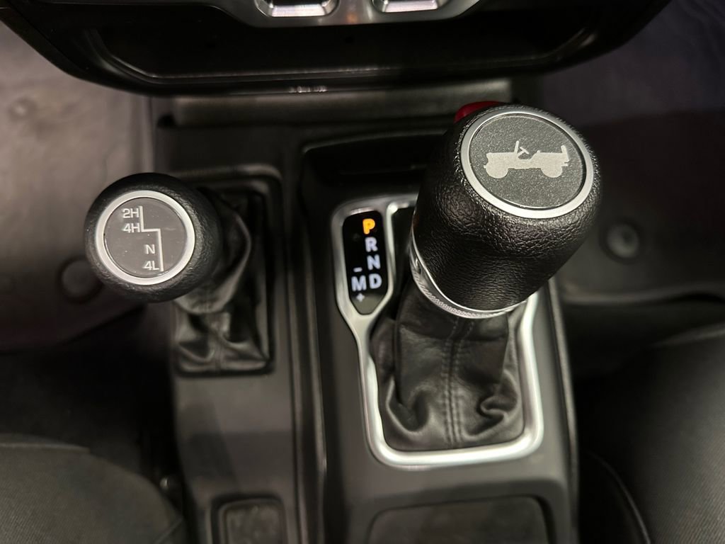 Used 2022 Jeep Wrangler Sport S image 18