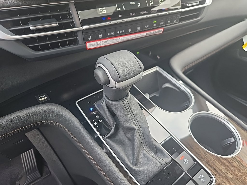 New 2026 Toyota Sienna Platinum AWD/4WD image 23