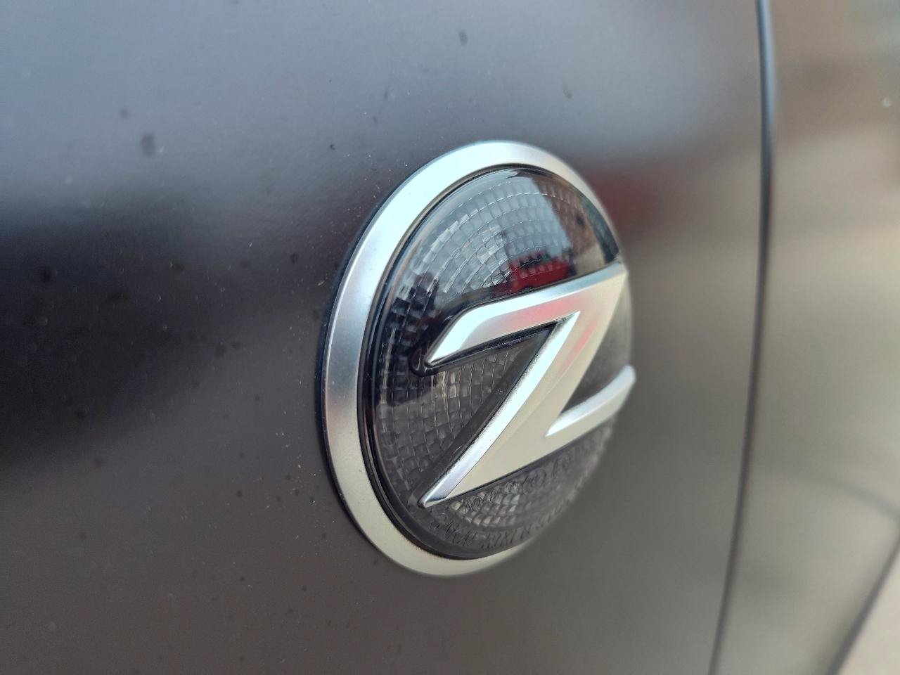 Used 2015 Nissan 370Z Roadster RWD image 45