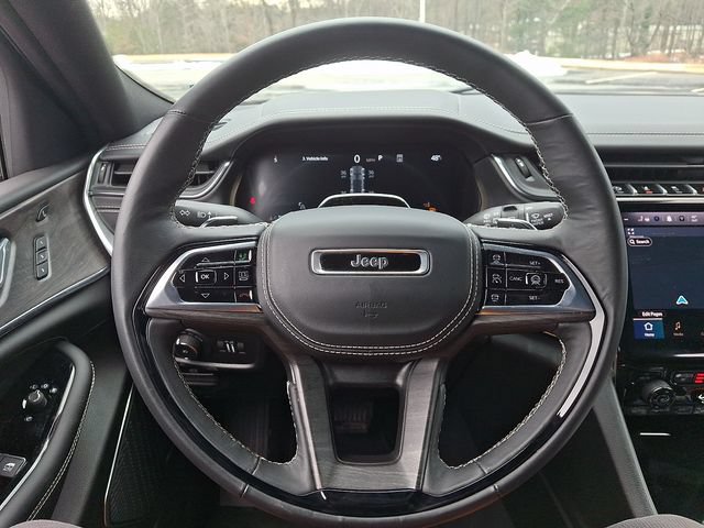 Used 2024 Jeep Grand Cherokee Overland w/ Adv Protech Group III AWD/4WD image 19