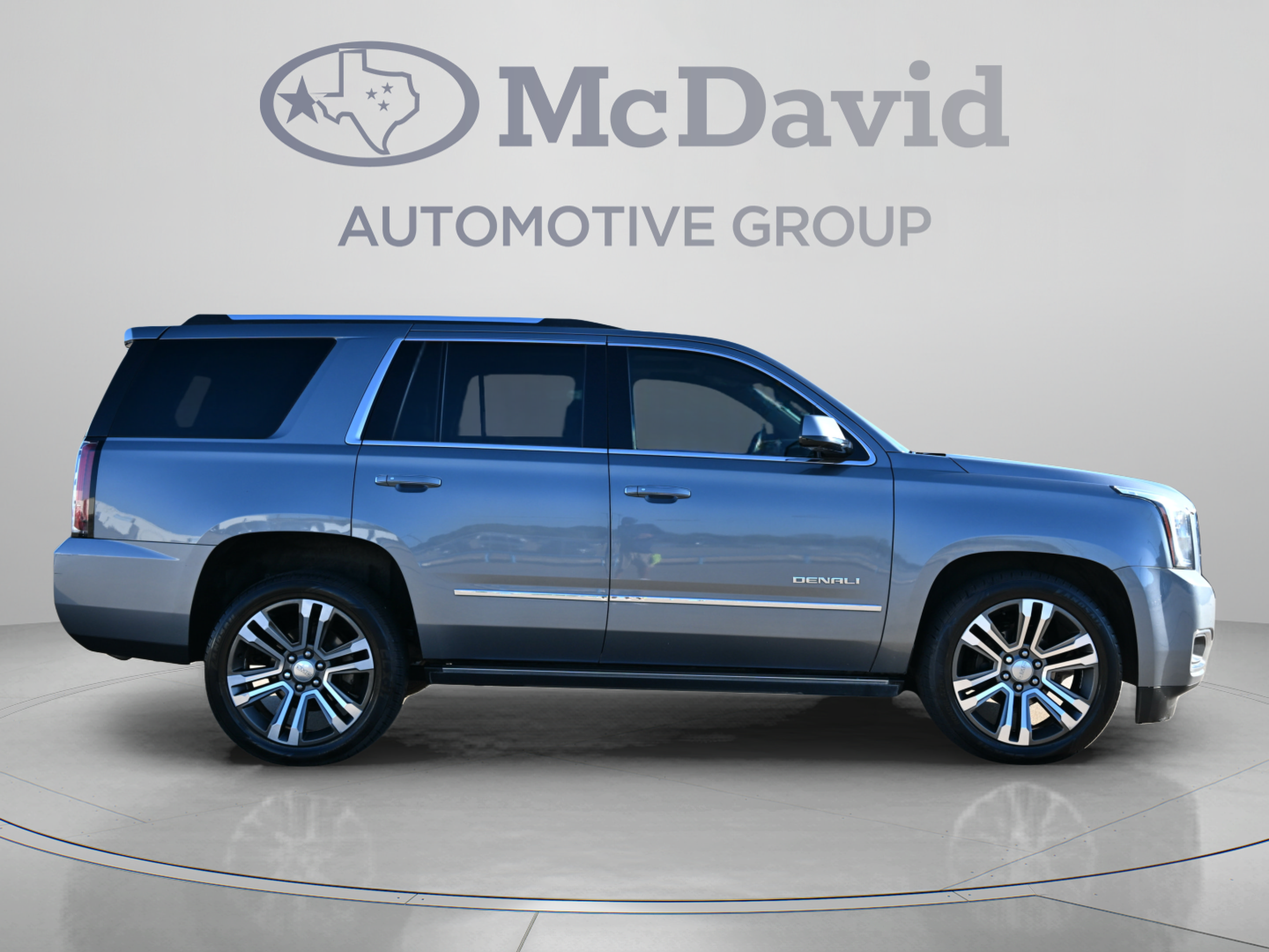 Used 2019 GMC Yukon Denali w/ Denali Ultimate Package AWD/4WD image 7