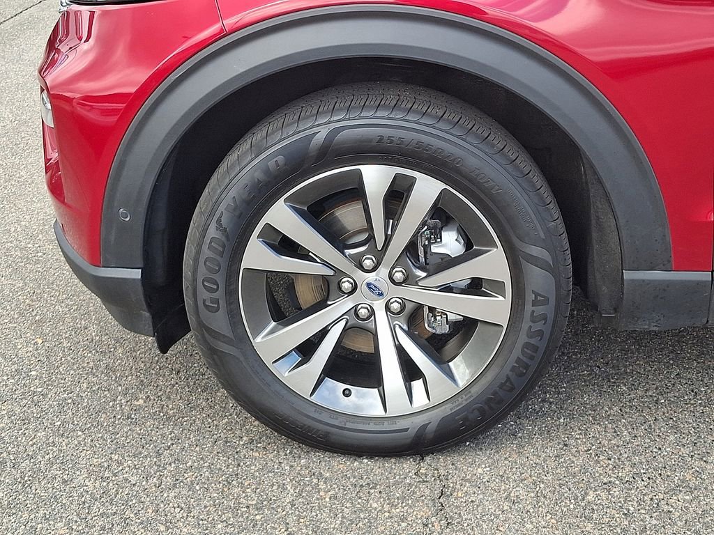 Used 2020 Ford Explorer Platinum w/ Premium Technology Package image 8