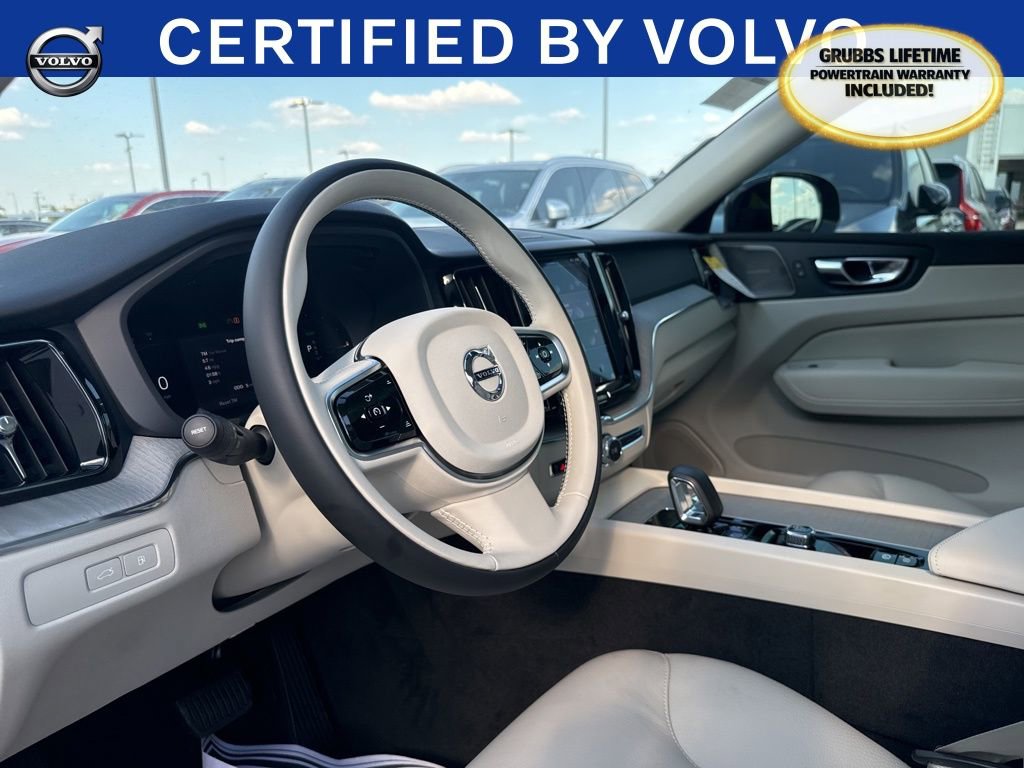 Used 2025 Volvo XC60 T8 Plus w/ Protection Package Premier image 8