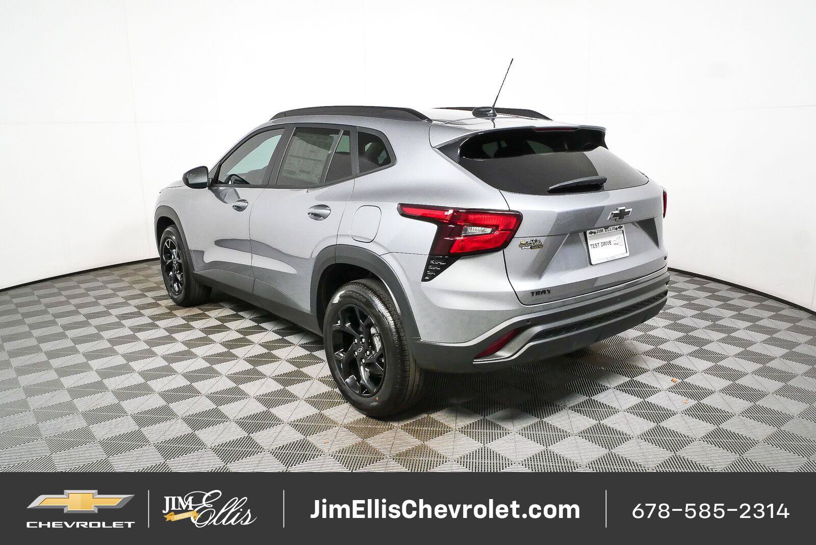 New 2026 Chevrolet Trax LT w/ Driver Confidence Package FWD image 27