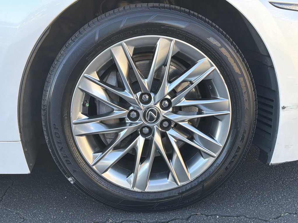 Used 2018 Lexus LS 500 w/ Accessory Package (Z2) image 12