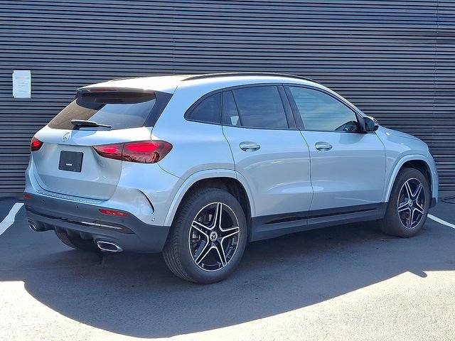 Used 2025 Mercedes-Benz GLA 250 4MATIC image 7