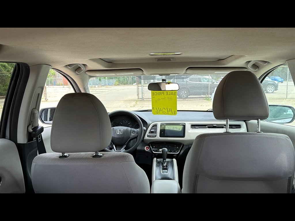 Used 2018 Honda HR-V EX image 24