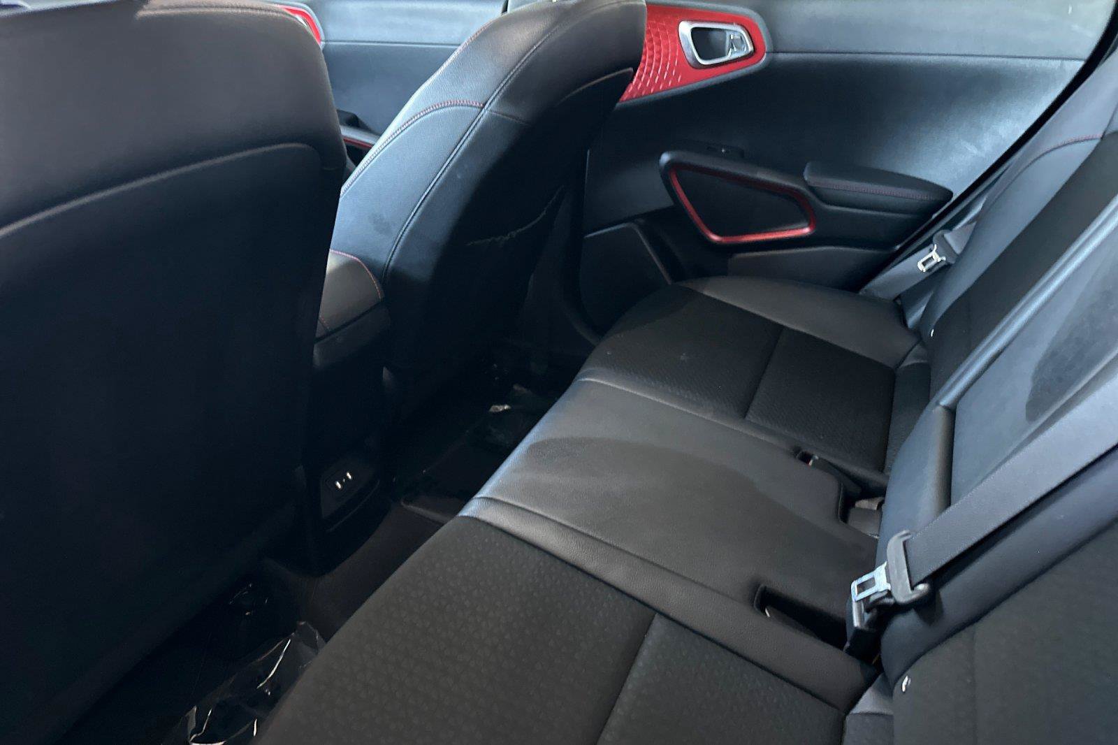 Used 2023 Kia Soul GT-Line FWD image 12