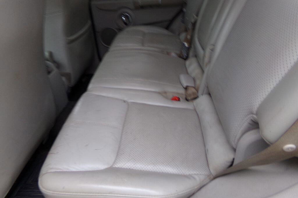 Used 2007 Jeep Commander Limited w/ Trailer Tow Group IV image 8