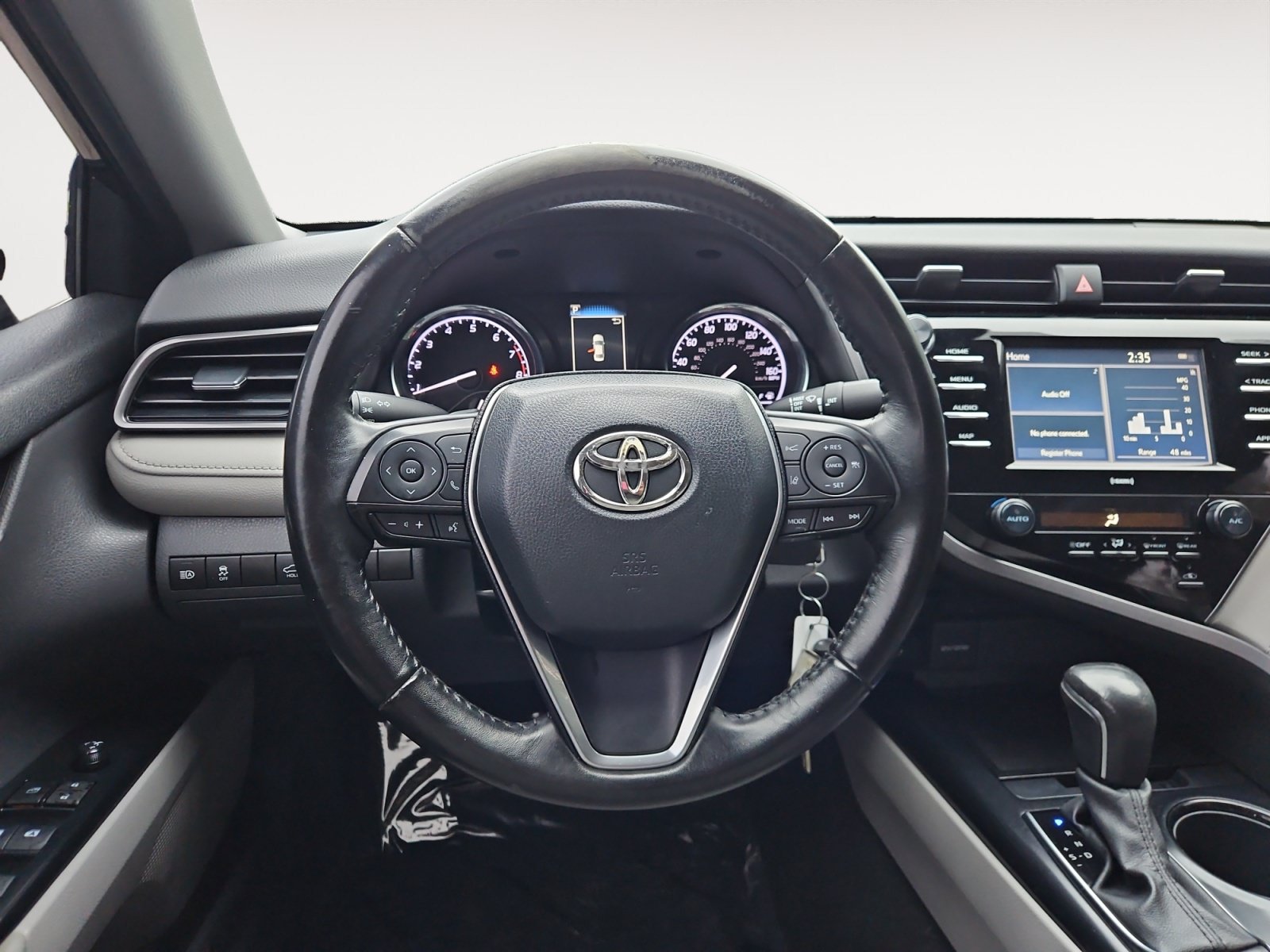 Used 2020 Toyota Camry SE FWD image 12