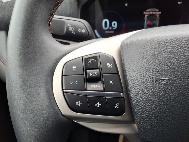 Certified 2025 Ford Explorer Active image 25