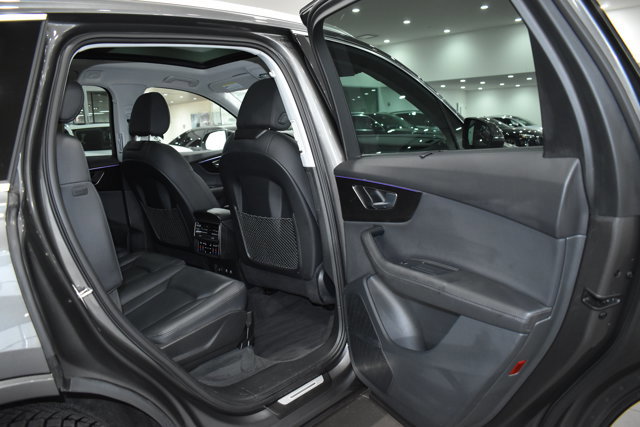 Used 2023 Audi Q7 3.0T Premium Plus w/ Premium Plus Package image 29