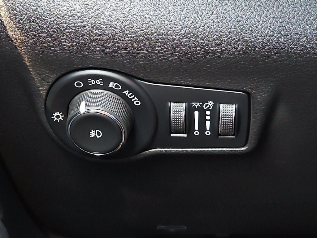 New 2027 Jeep Compass Latitude AWD/4WD image 24