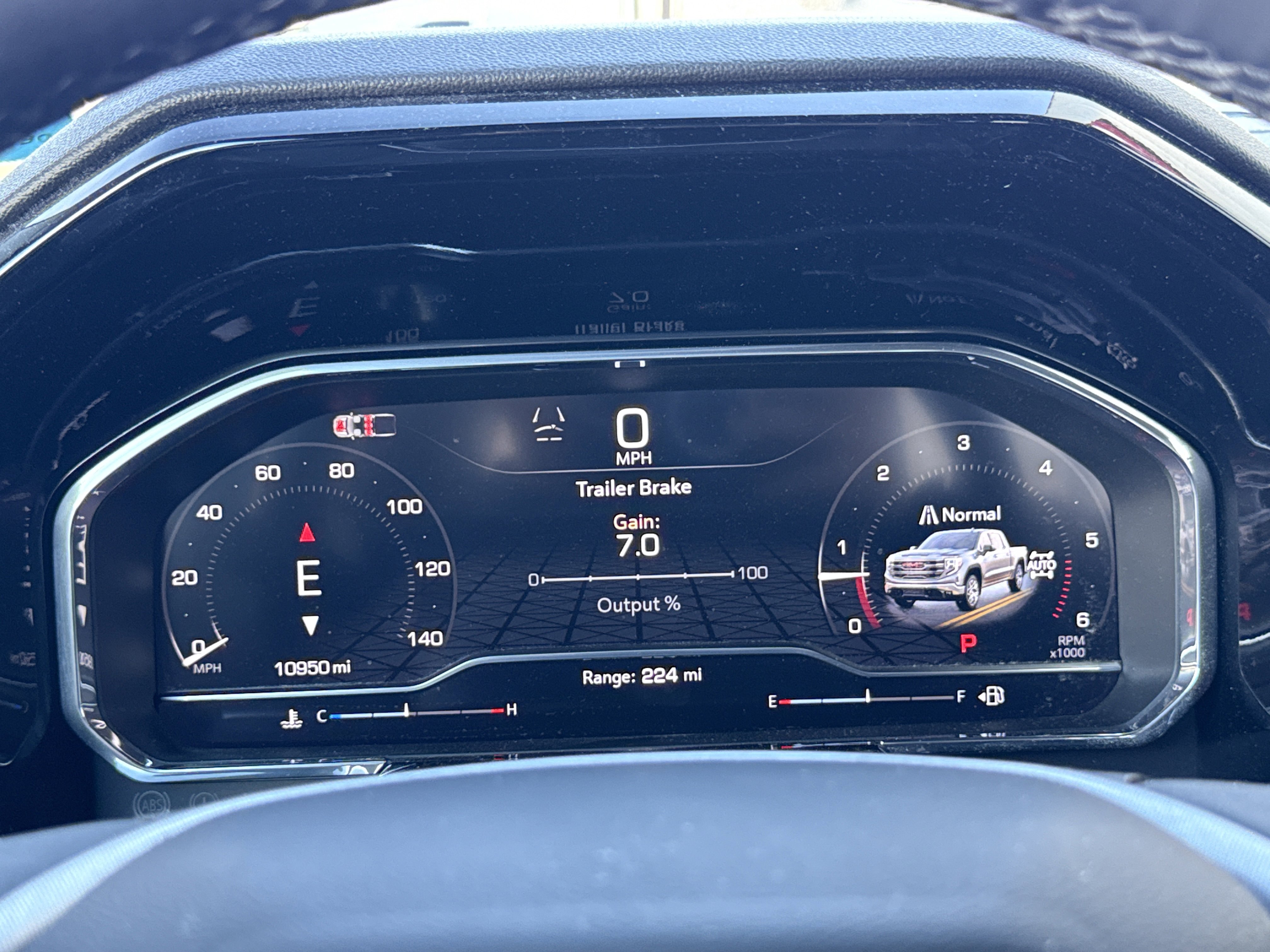 Used 2025 GMC Sierra 1500 Elevation w/ Elevation Premium Package image 17