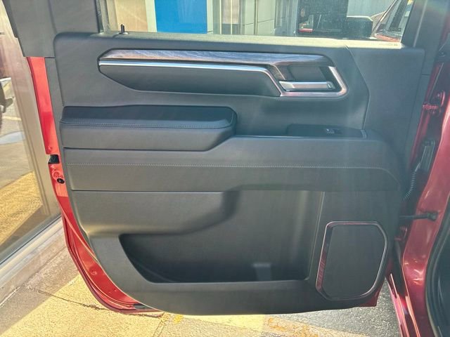 Used 2024 Chevrolet Silverado 2500 LTZ w/ LTZ Premium Package image 17