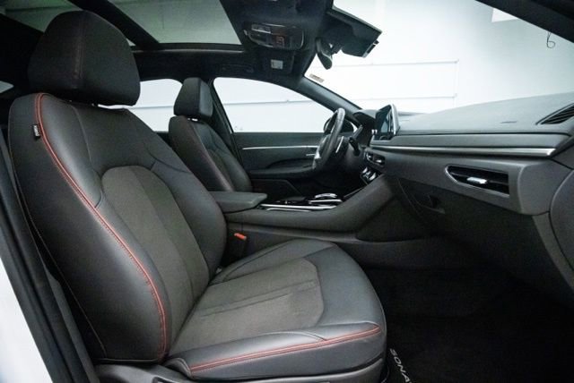 Used 2023 Hyundai Sonata SEL Plus w/ Cargo Package image 13