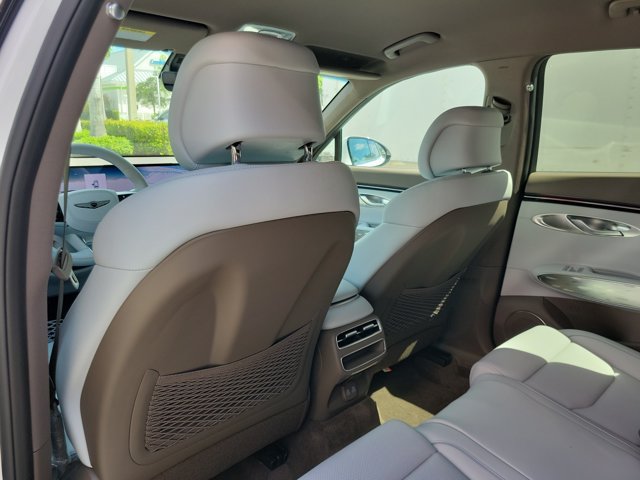 New 2027 Genesis Electrified GV70 AWD/4WD image 7
