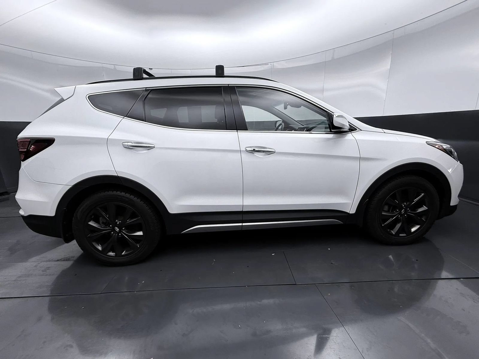 Used 2018 Hyundai Santa Fe Sport w/ 2.0T Ultimate Tech Package 05 AWD/4WD image 8