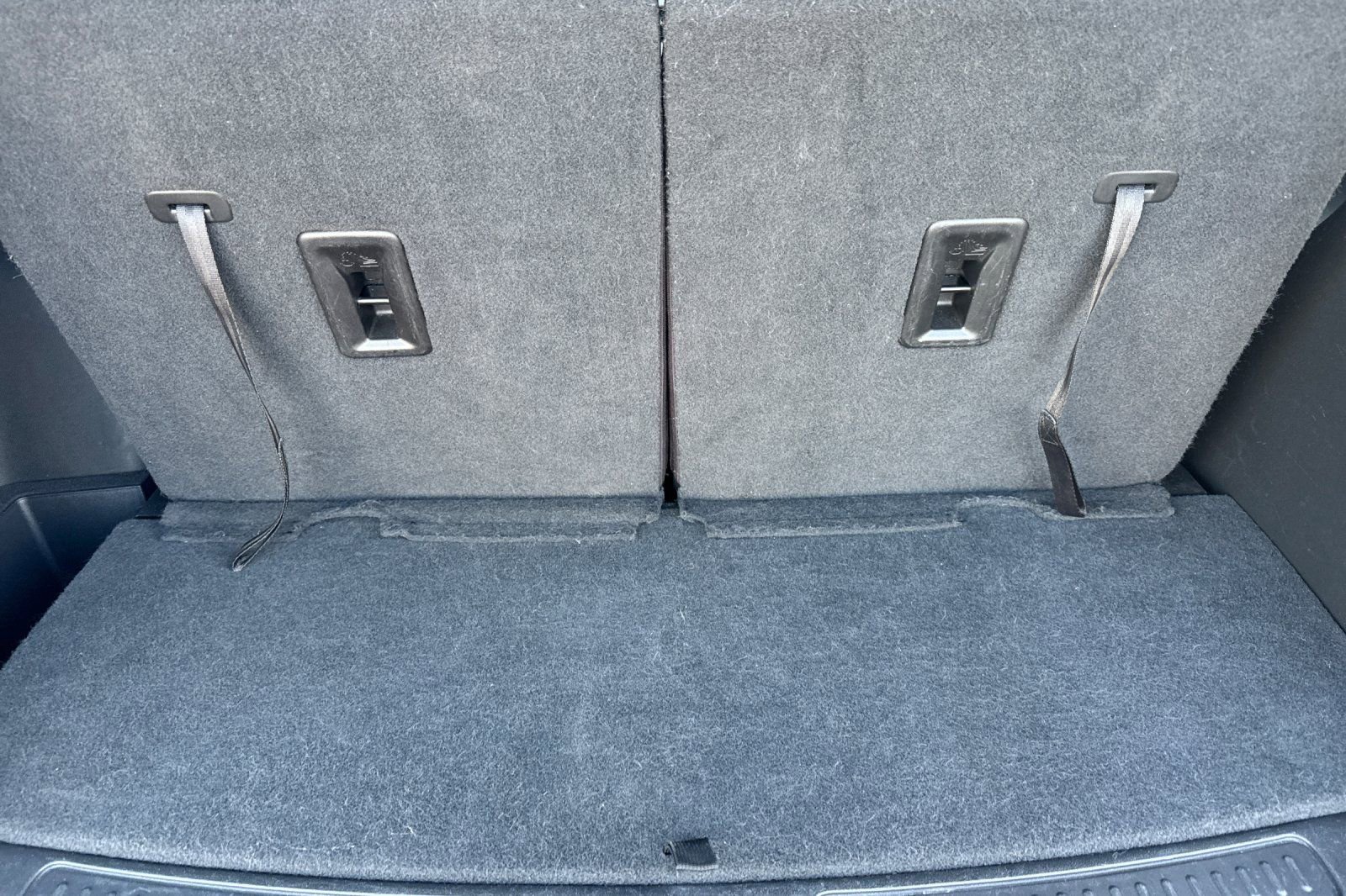 Certified 2023 GMC Acadia SLT image 17