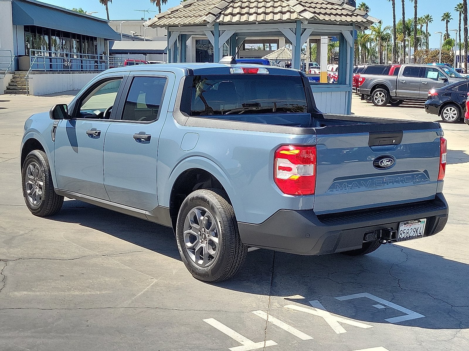 Used 2026 Ford Maverick XLT w/ 4K Tow Package AWD/4WD image 3