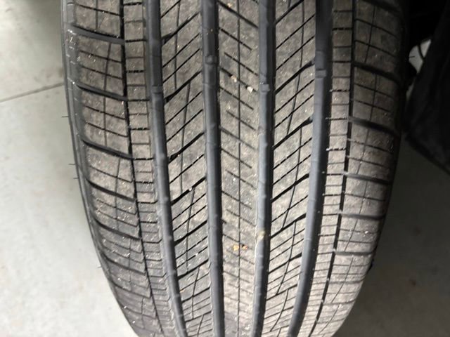 Used 2022 Volkswagen Tiguan SE image 34