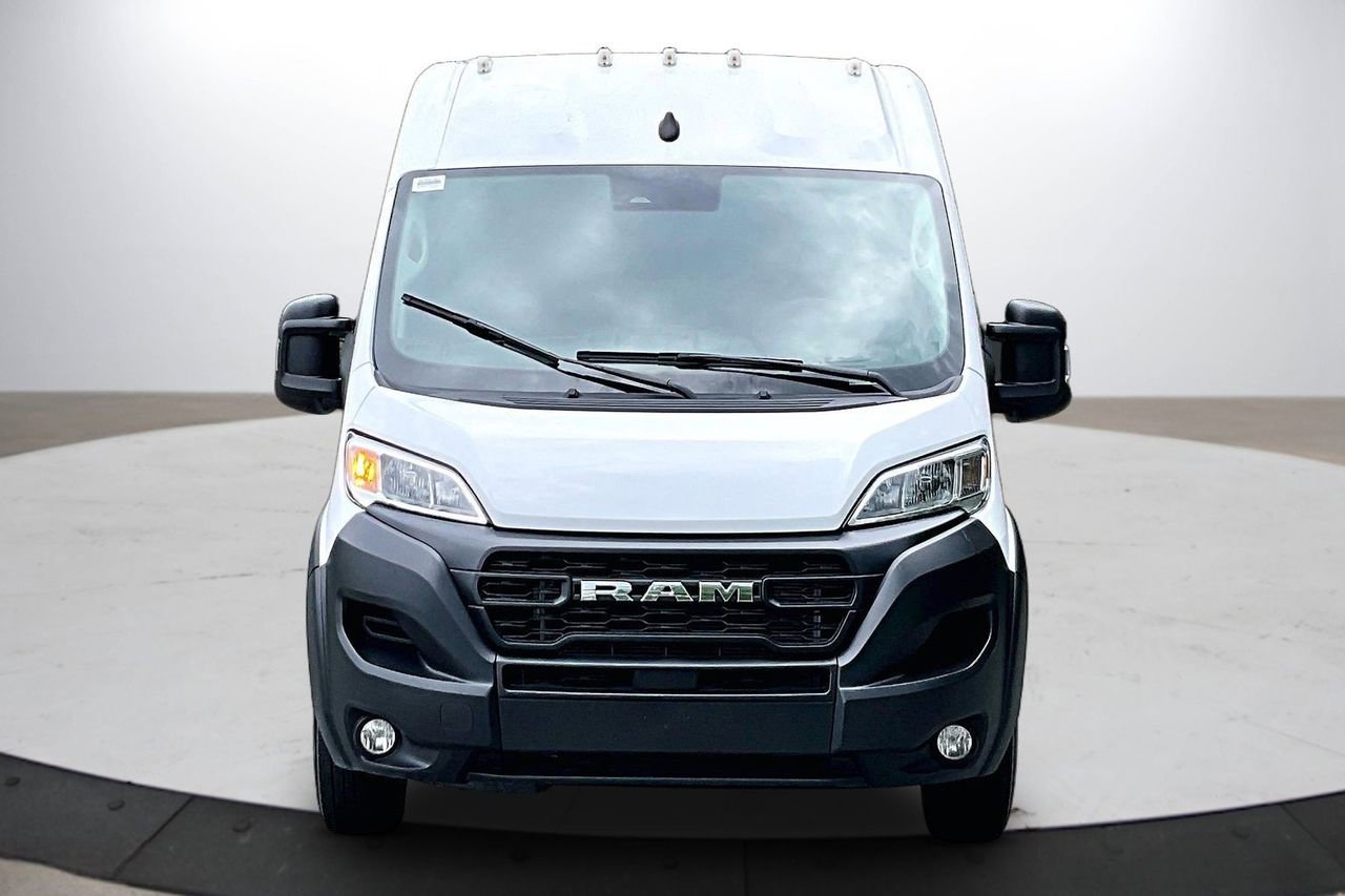 Used 2024 RAM ProMaster 2500 w/ Convenience Group FWD image 3