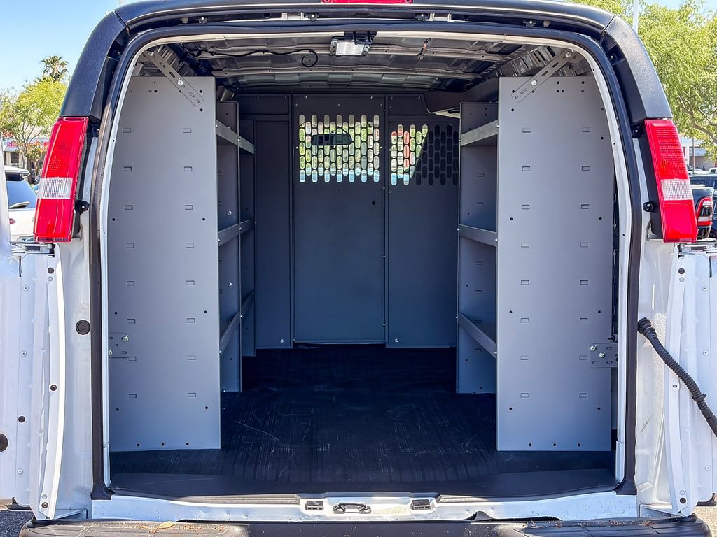 New 2025 Chevrolet Express 3500 w/ Driver Convenience Package RWD image 22