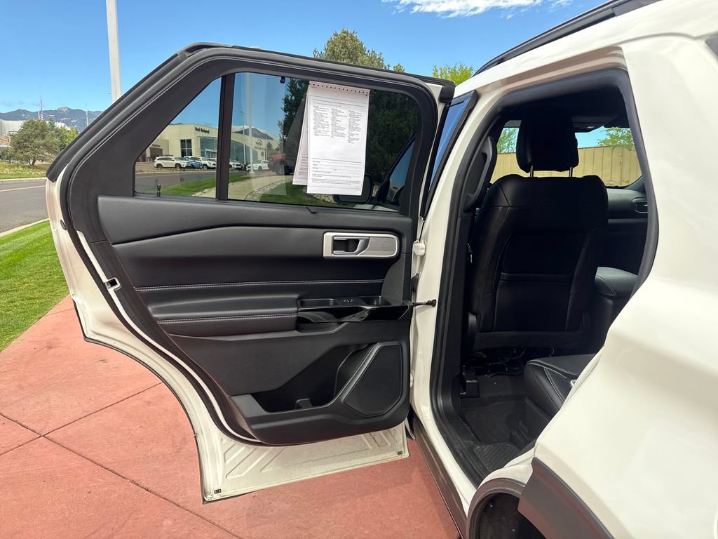 Used 2022 Ford Explorer ST w/ Equipment Group 401A AWD/4WD image 20