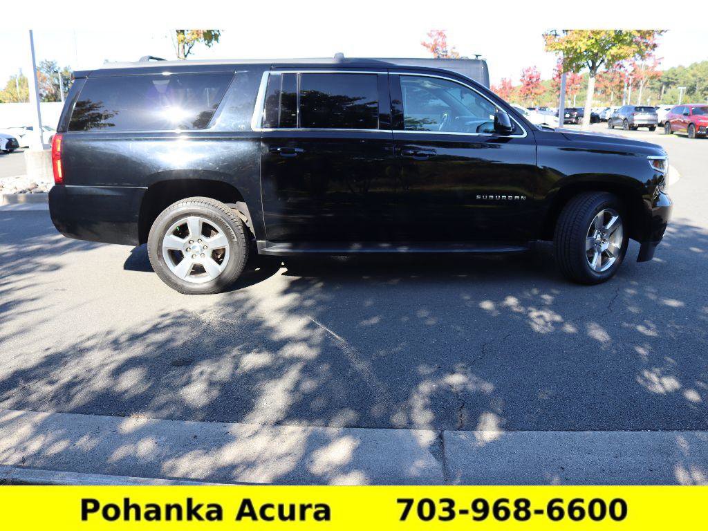 Used 2018 Chevrolet Suburban LT w/ Luxury Package image 8
