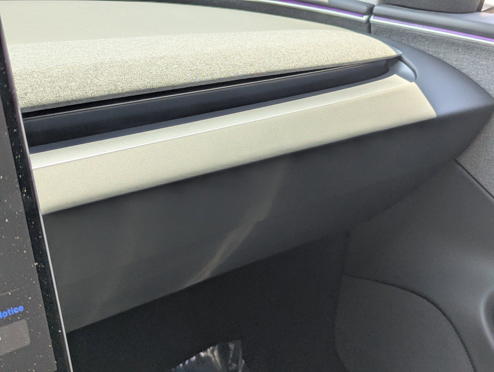 Used 2024 Tesla Model 3 Standard Range RWD image 29