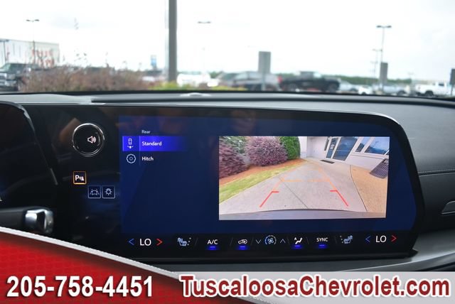 New 2026 Chevrolet Traverse LT w/ LPO, Floor Liner Package FWD image 28