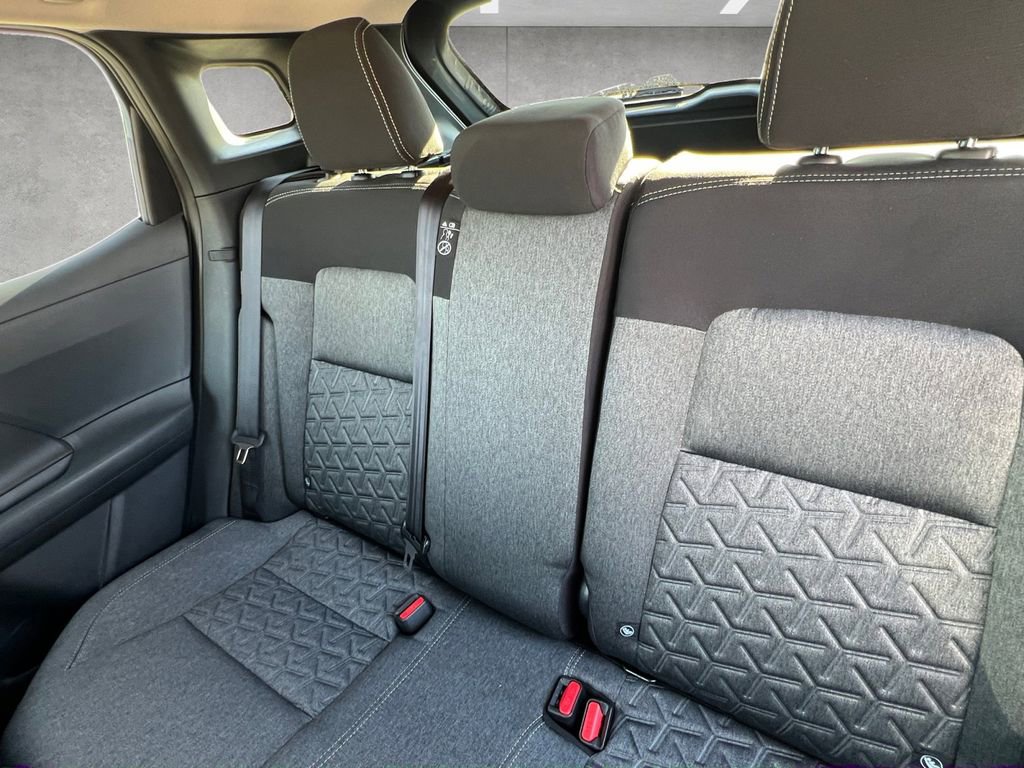 New 2026 Nissan Kicks SV image 22