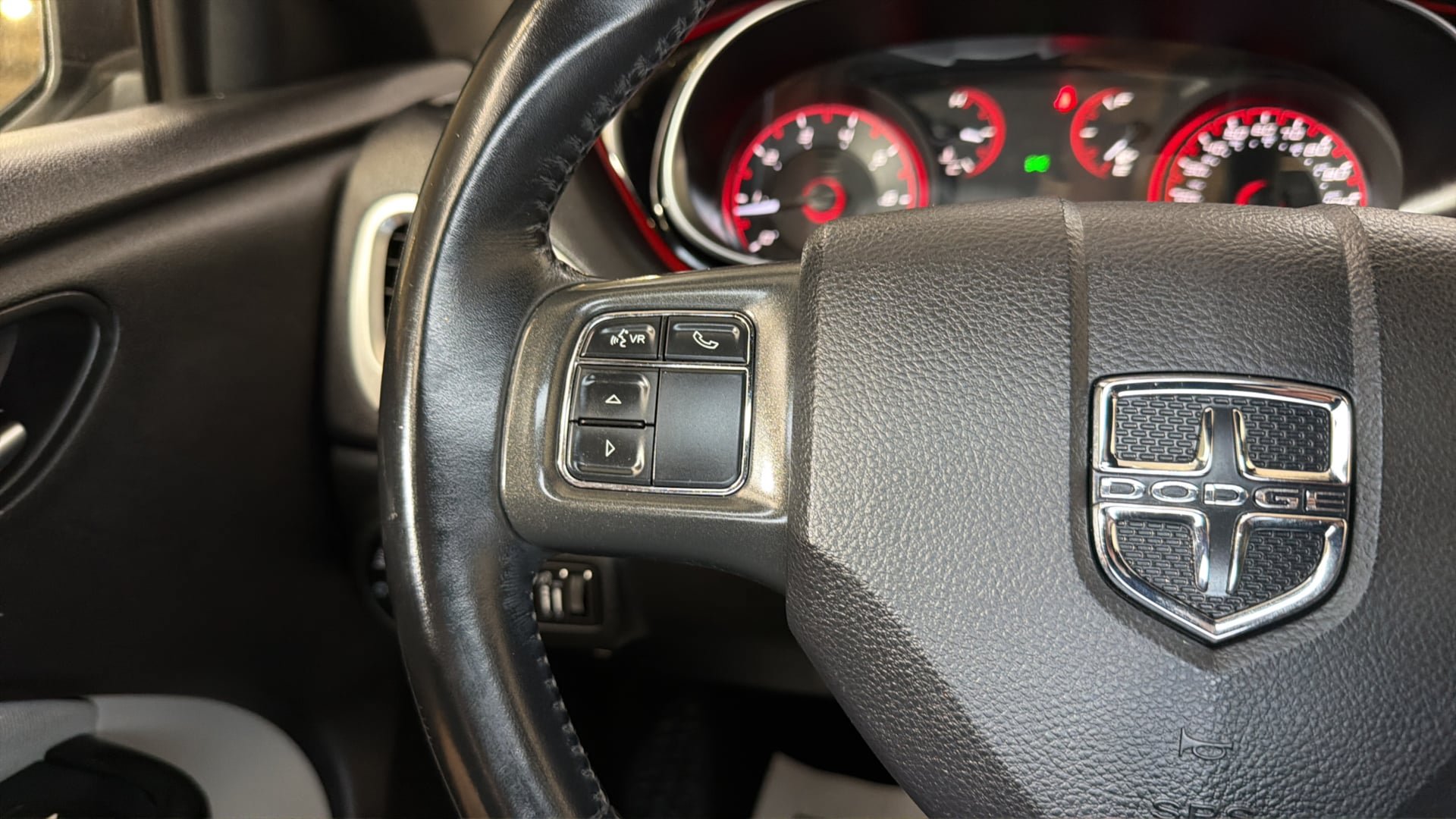 Used 2015 Dodge Dart SXT FWD image 27