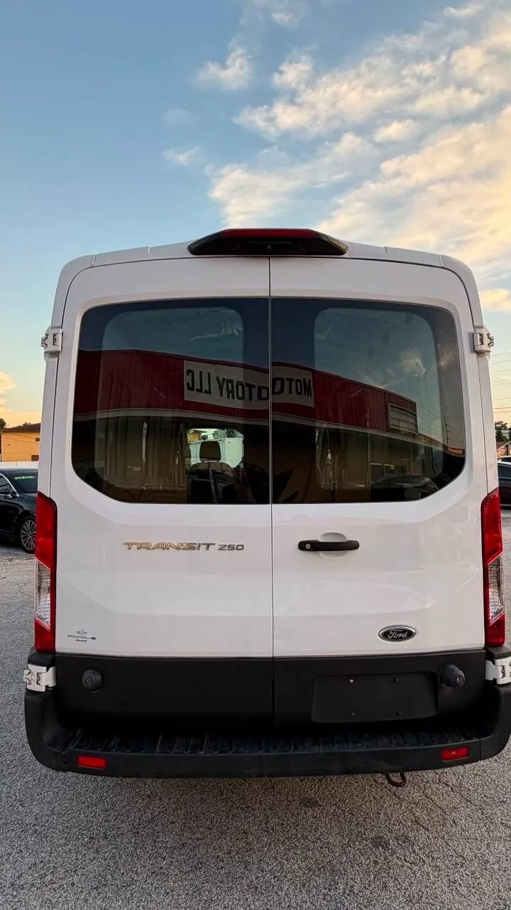 Used 2020 Ford Transit 250 Medium Roof AWD w/ Load Area Protection Package image 7