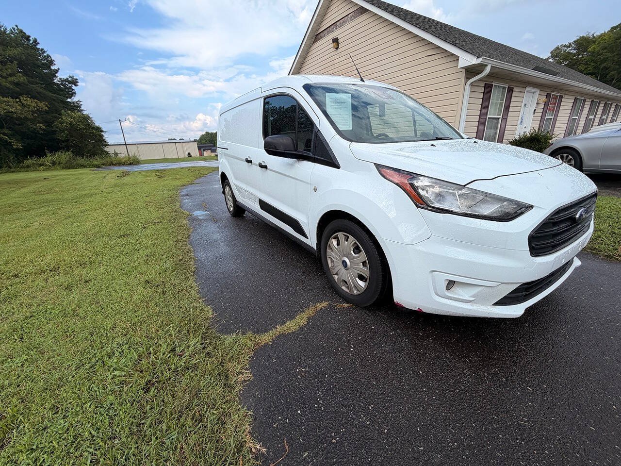 Used 2022 Ford Transit Connect XLT FWD image 7