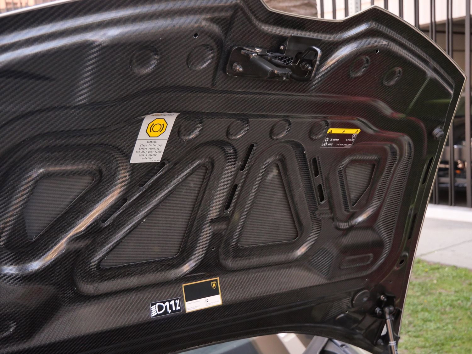 Used 2023 Lamborghini Huracan Tecnica RWD image 28