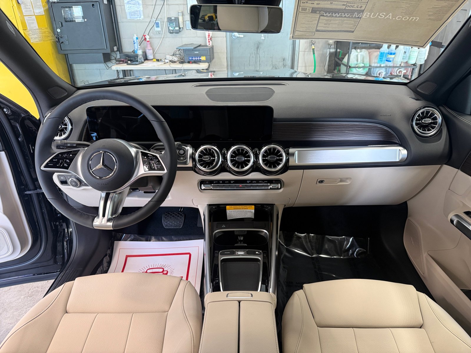 Used 2026 Mercedes-Benz GLB 250 4MATIC image 20