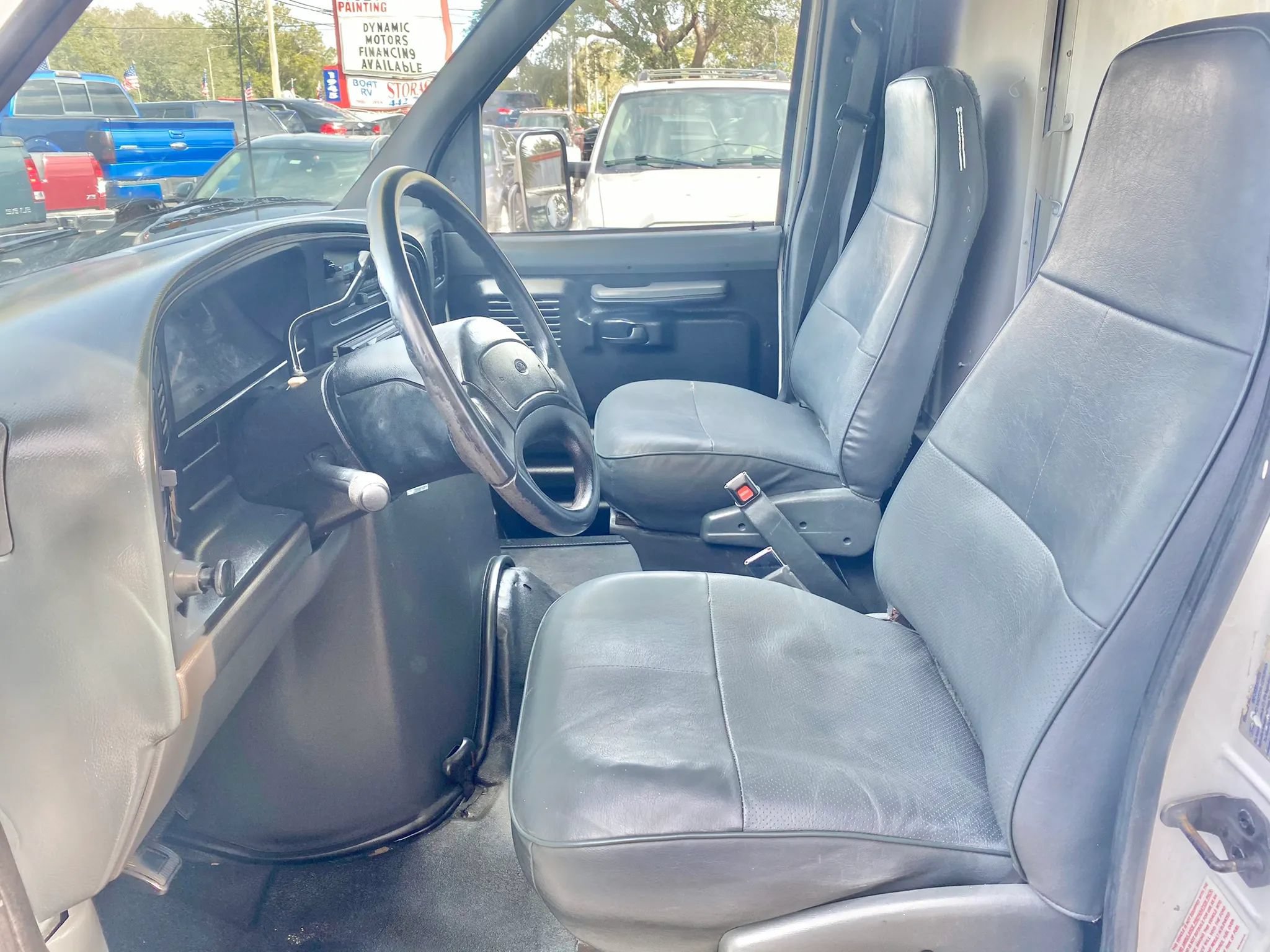 Used 1996 Ford E-350 and Econoline 350 RWD image 10