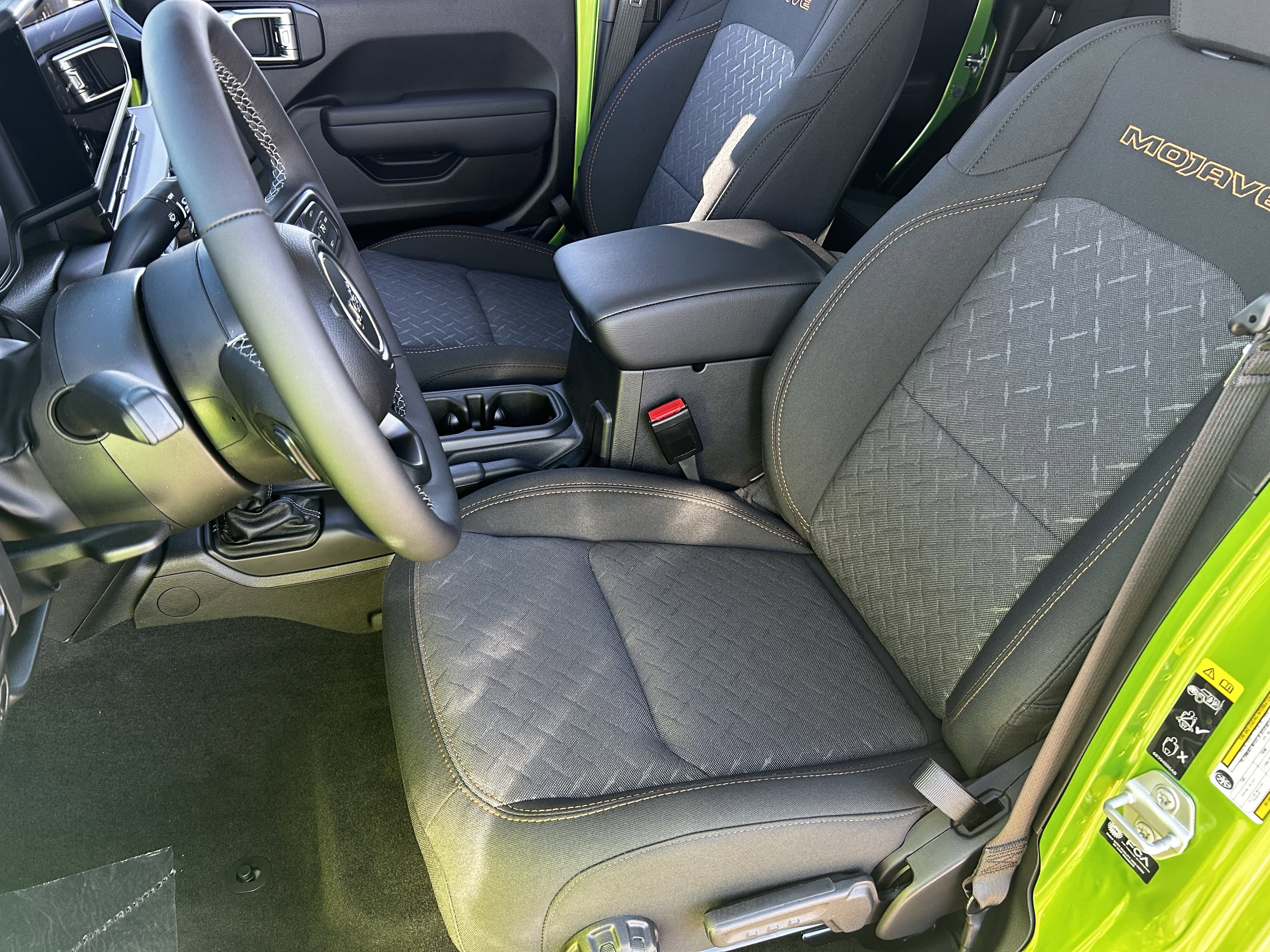 New 2025 Jeep Gladiator Mojave w/ Convenience Group image 17