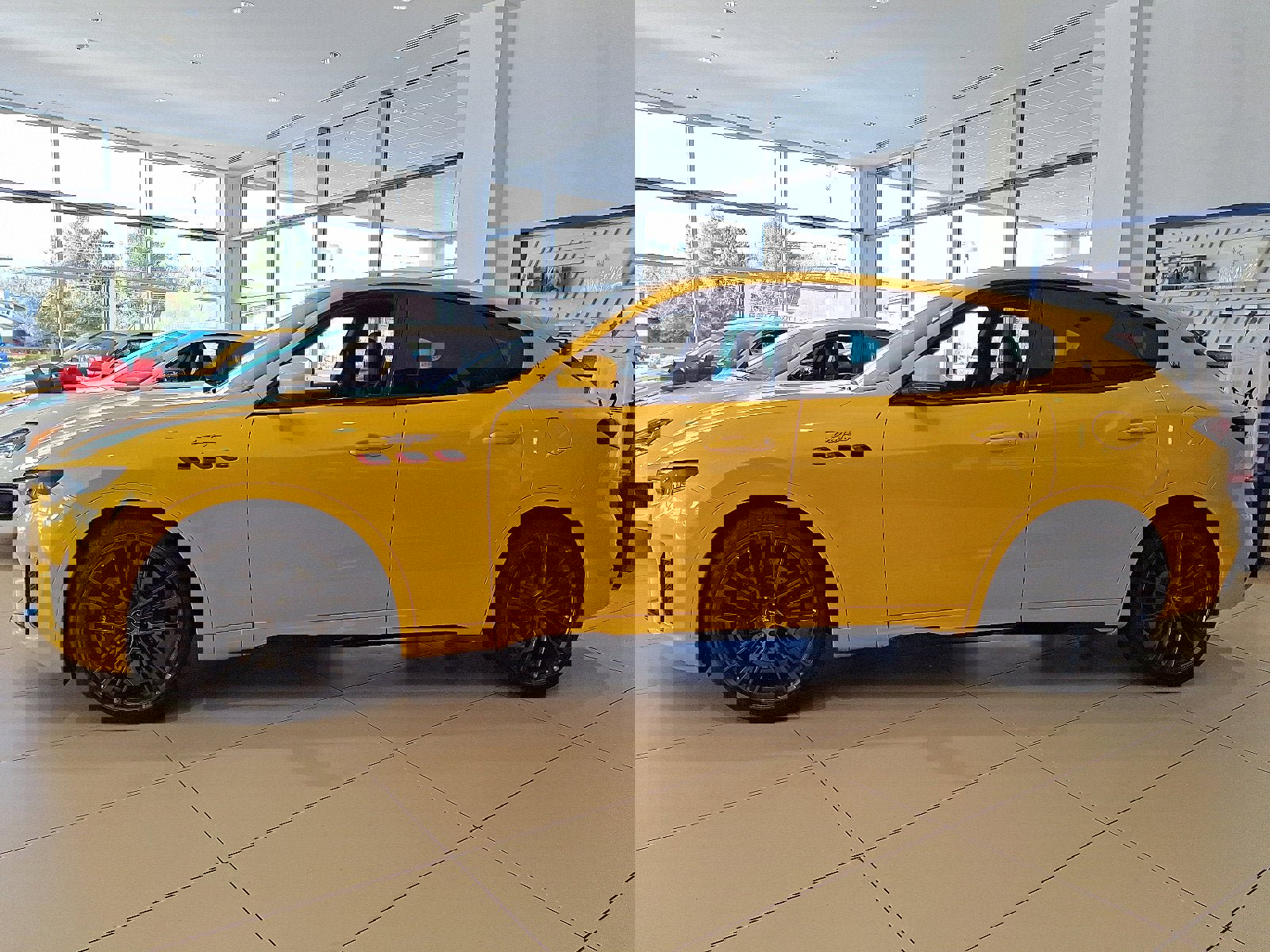 Used 2023 Maserati Levante Trofeo image 7