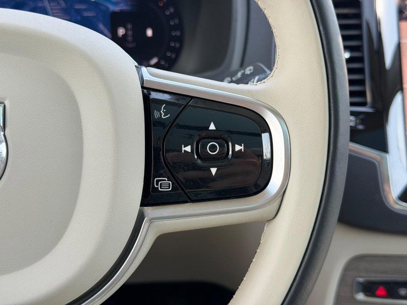 Certified 2023 Volvo XC90 B5 Plus w/ Protection Package AWD/4WD image 21